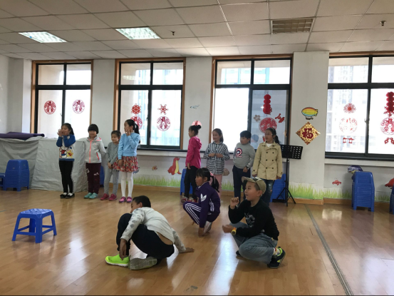&quot;Passion to learn foreign language happiness for development&quot; public interest foreign language salon activity  Happy English Reading Corner ——A summary of the activities of the jungle exploration of children's foreign language salon